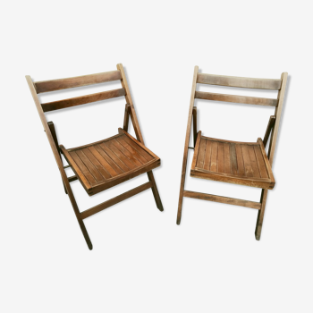 Pair of folding chairs in vintage wood