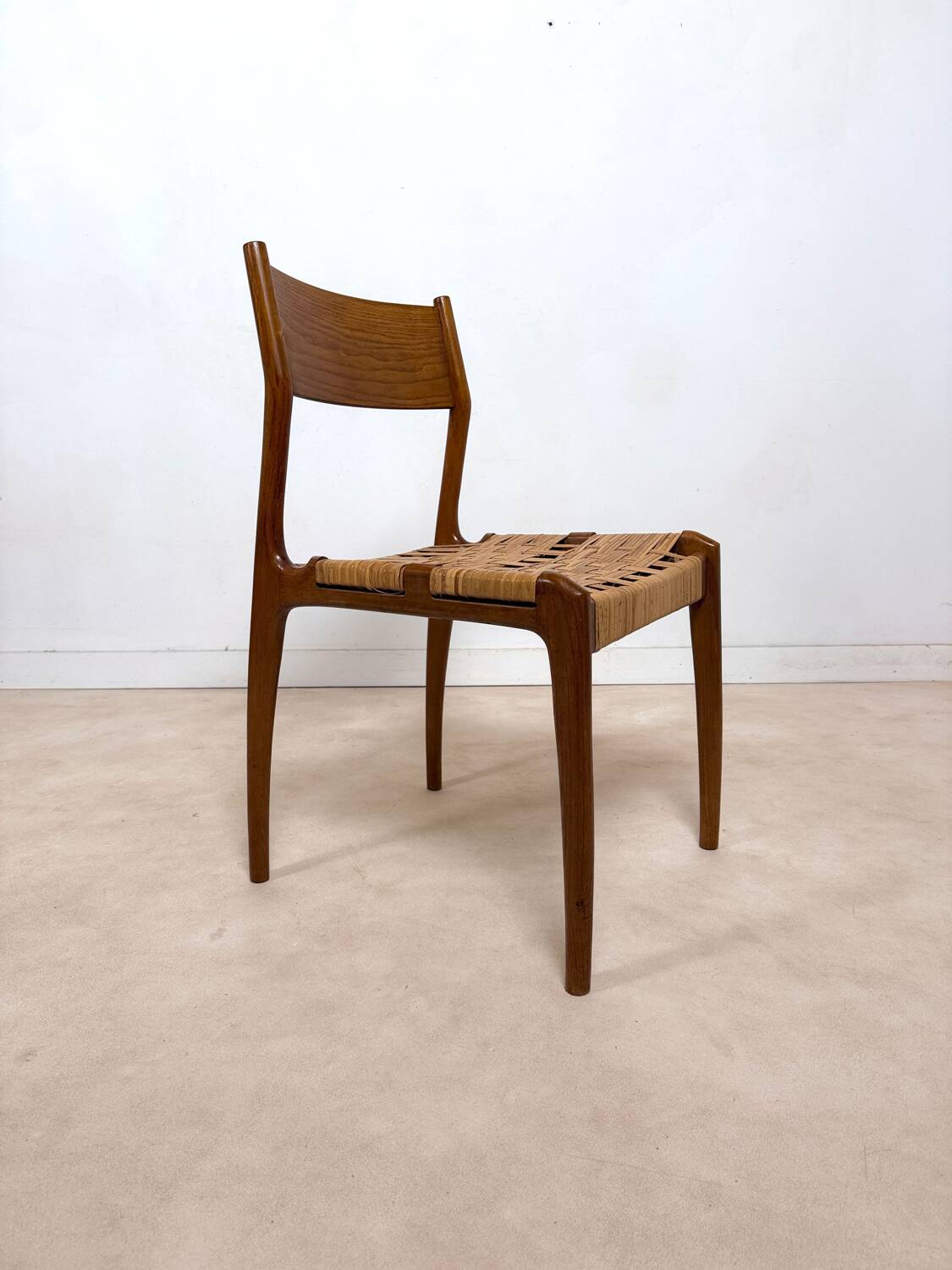 Set of 6 Gessef chairs model "Havana"