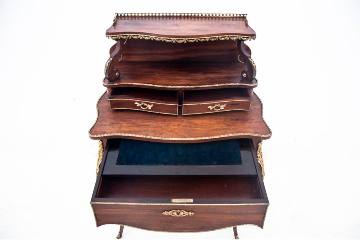 Secrétaire français ancien, vers 1860.