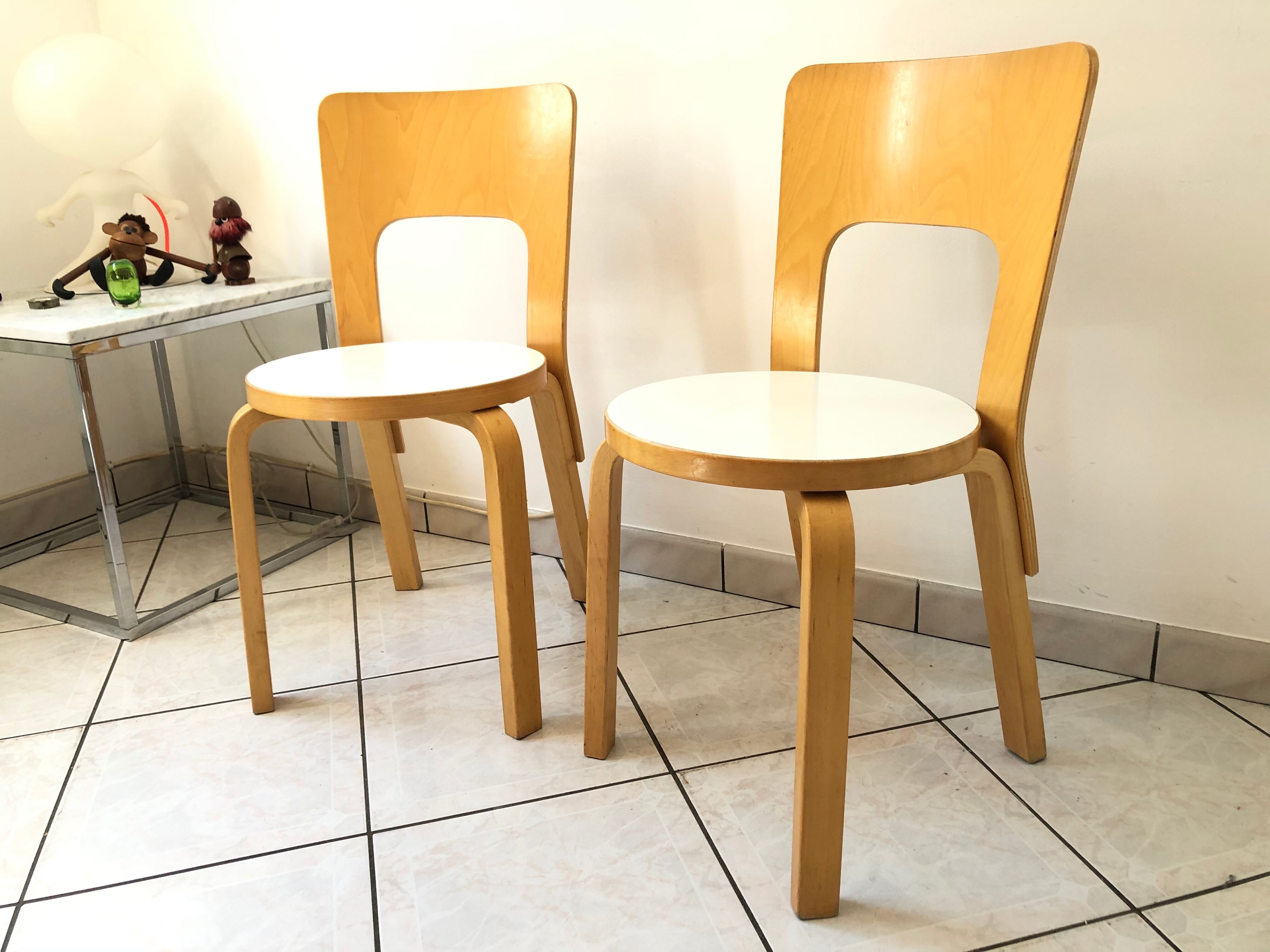 Pair of chair 66 design Alvar Aalto artek edition melaminé white