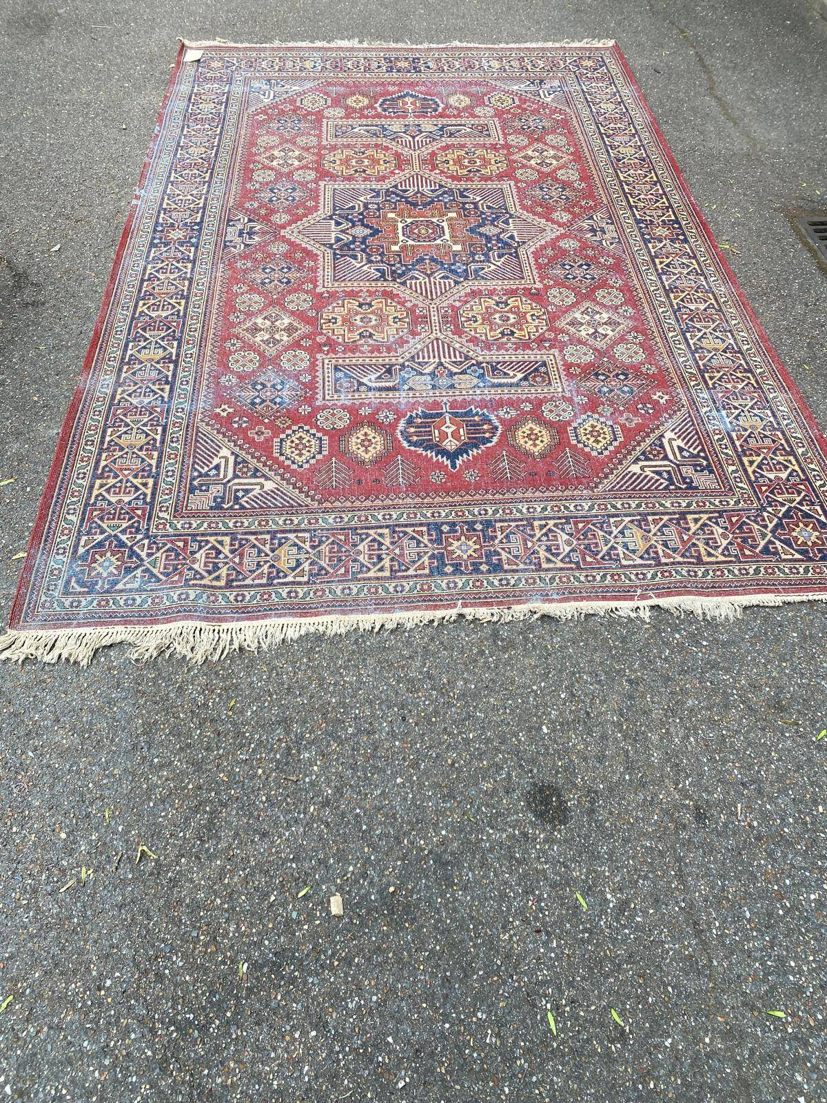 Burgundy wool Persian rug from Romania 200x300cm