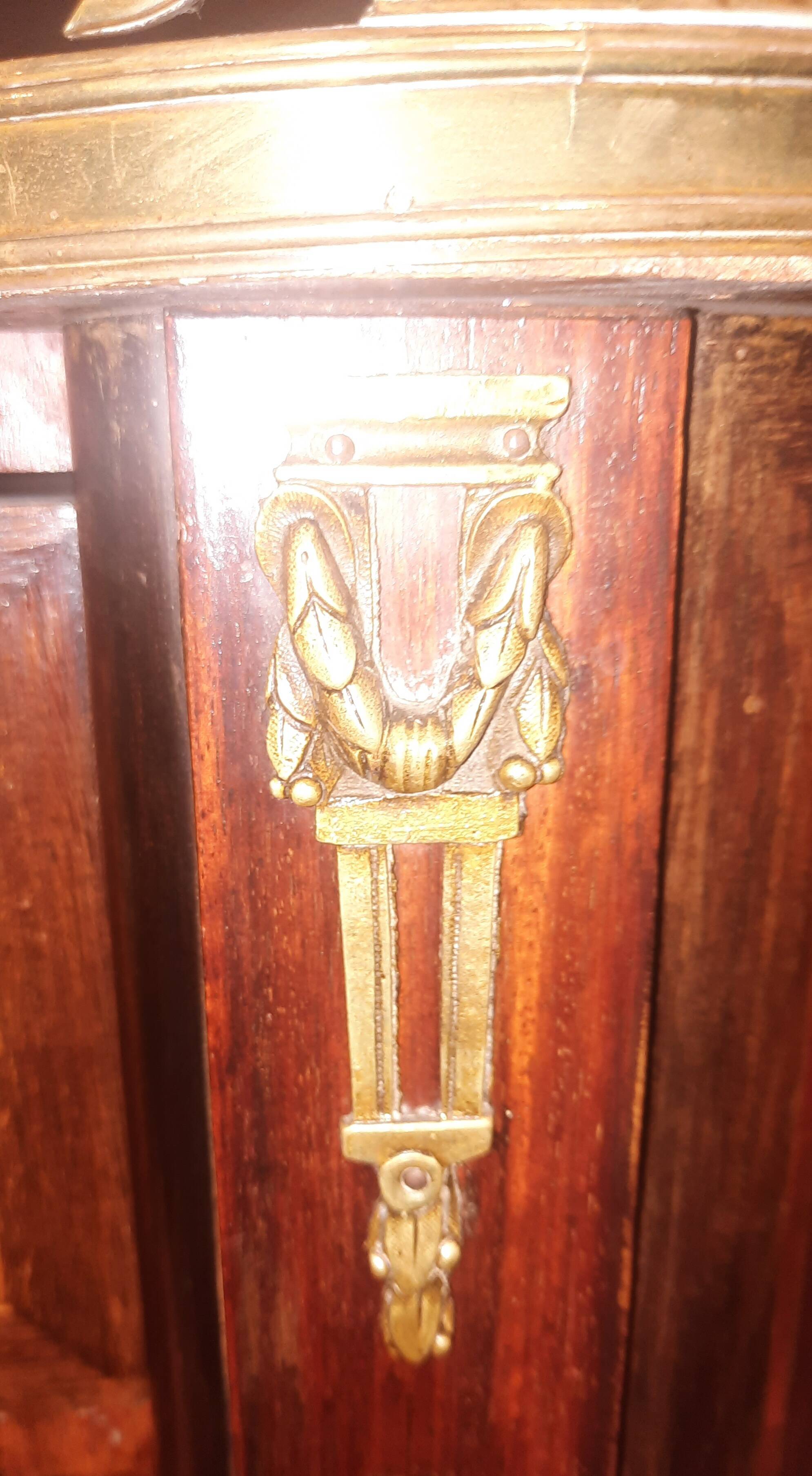 Commode tambour à porte  en plaquage