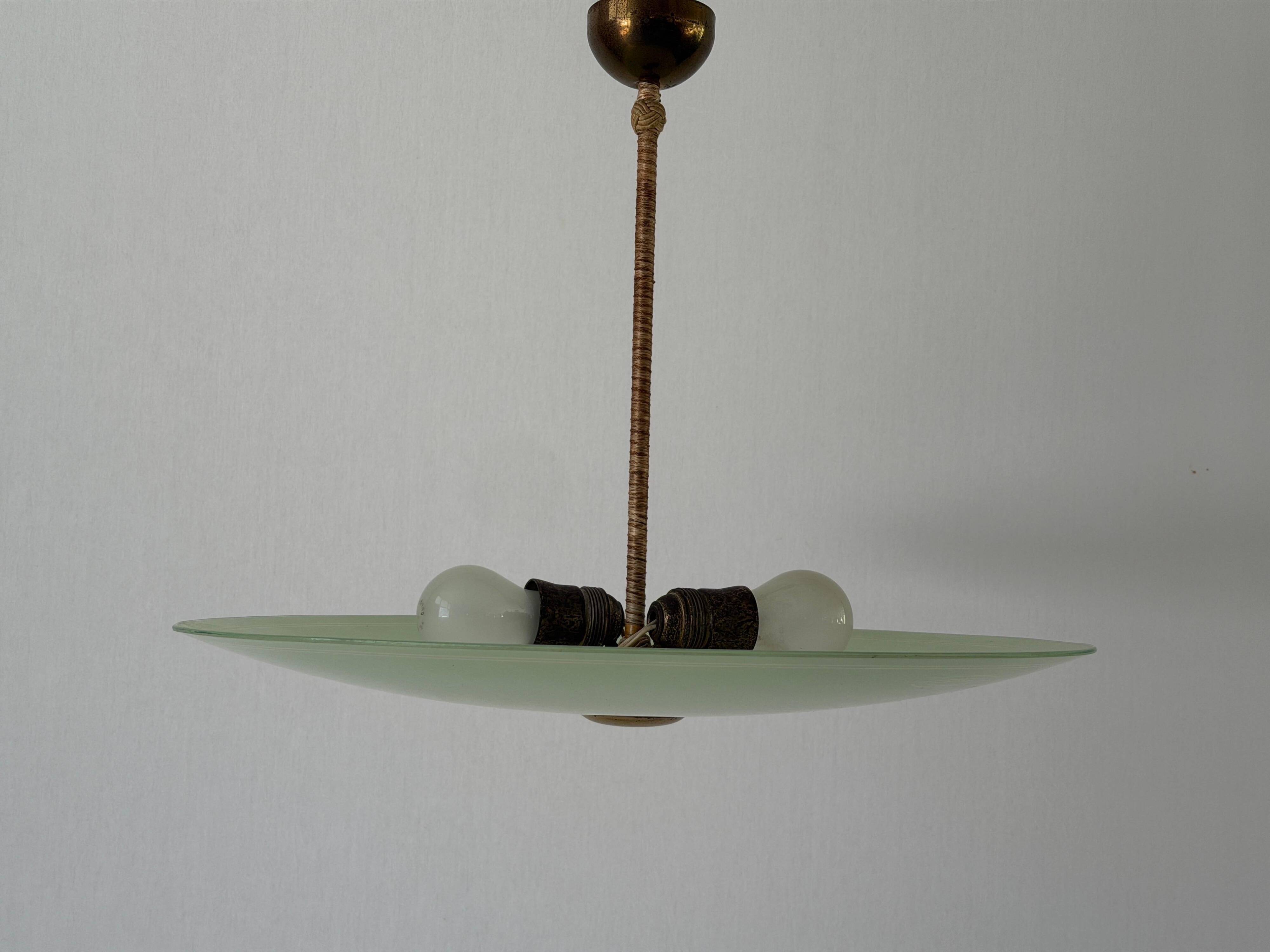 Suspension Art Déco en verre vert, années 1940, Allemagne