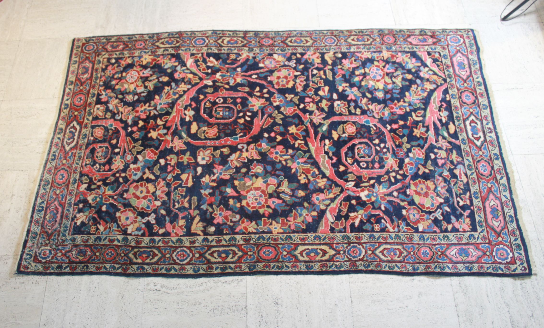 Handmade Persian Mahal rug, Iran.
