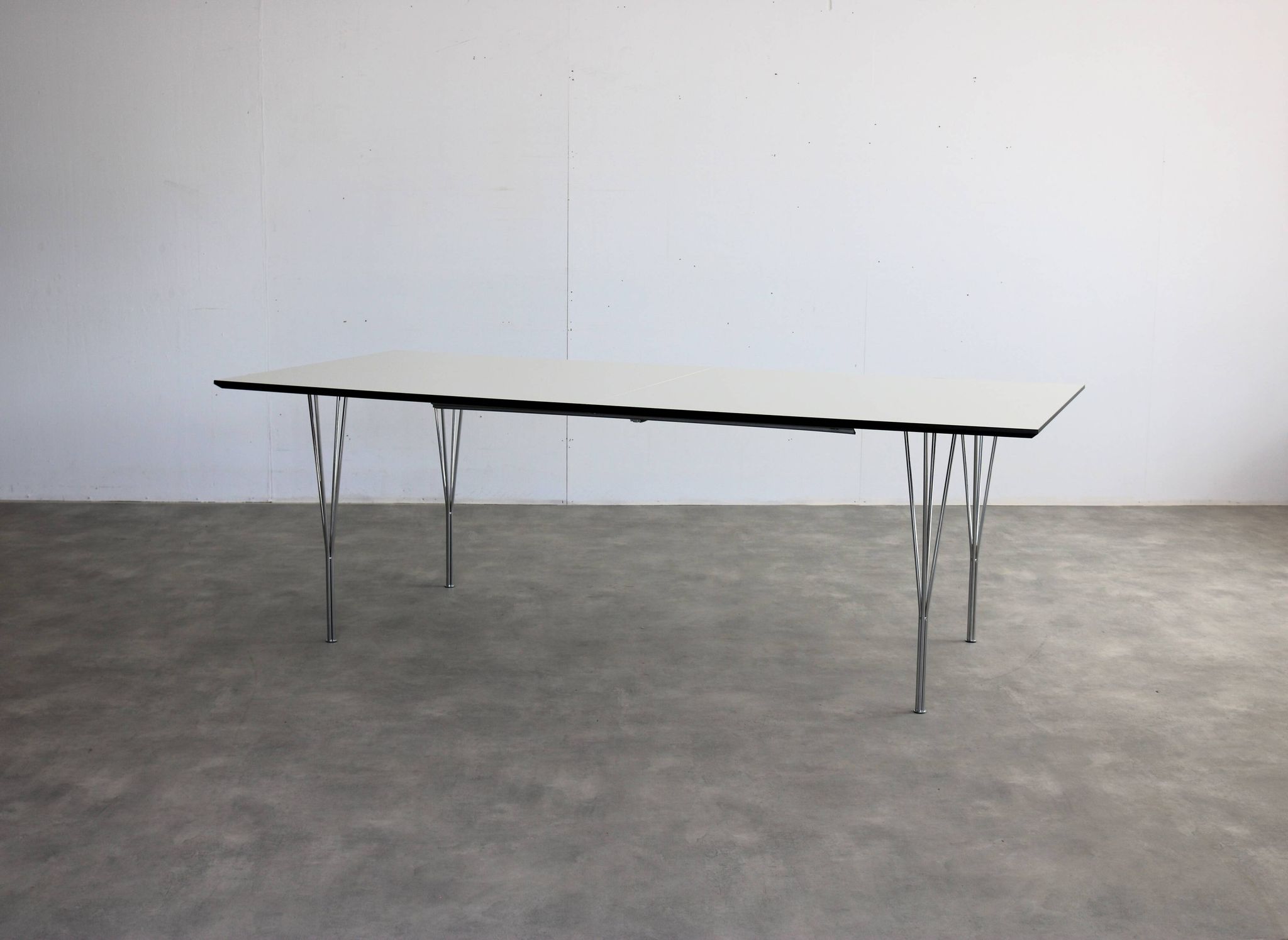 Table à manger, Suède années 90