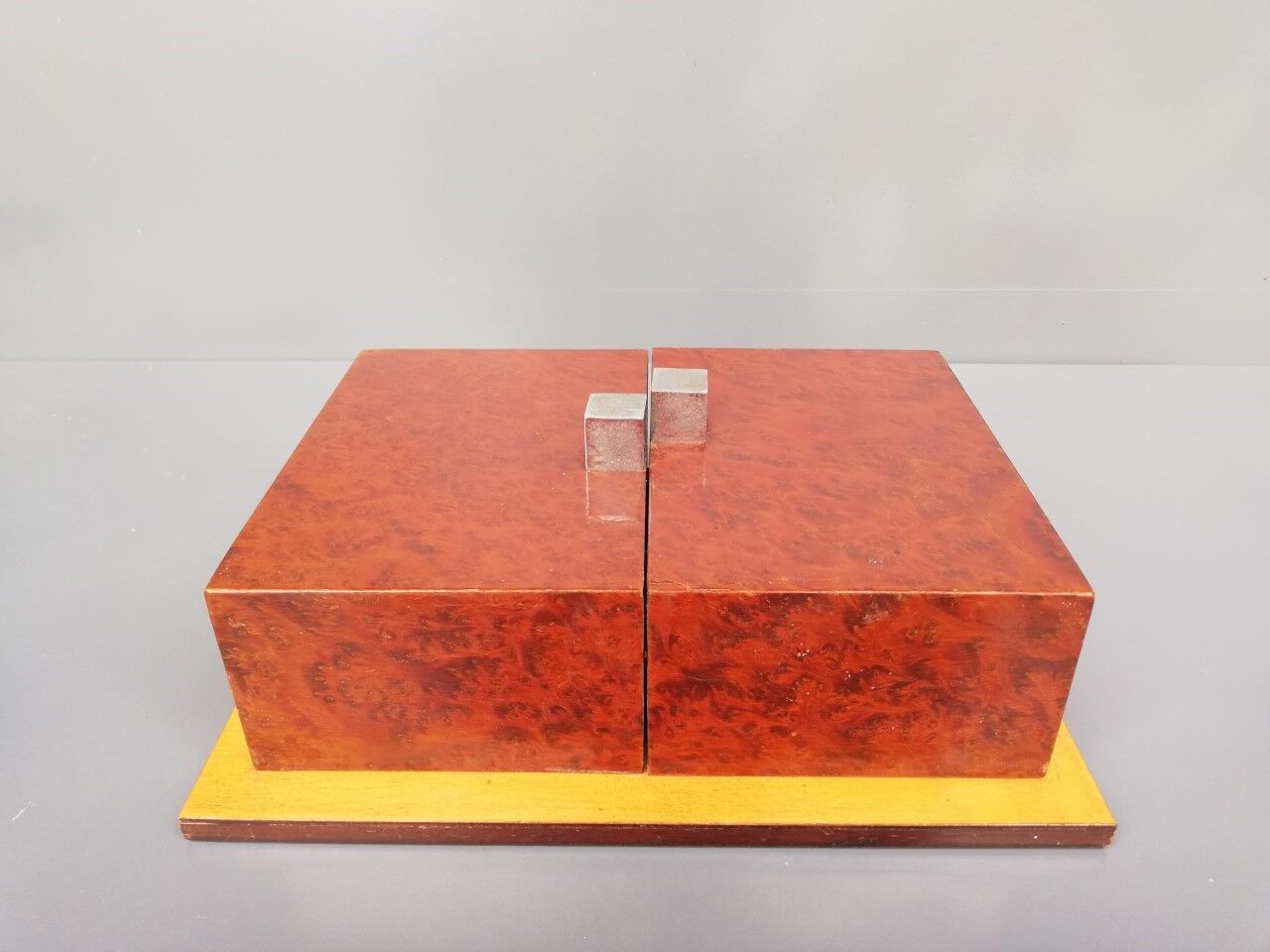 Precious wooden art deco box