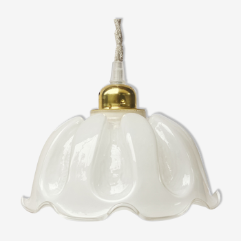 Pendant lamp with vintage globe in white opaline