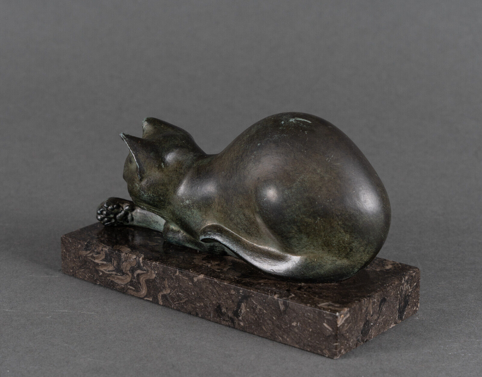 Art deco cat in regule by m. font green patina 1930 marble base