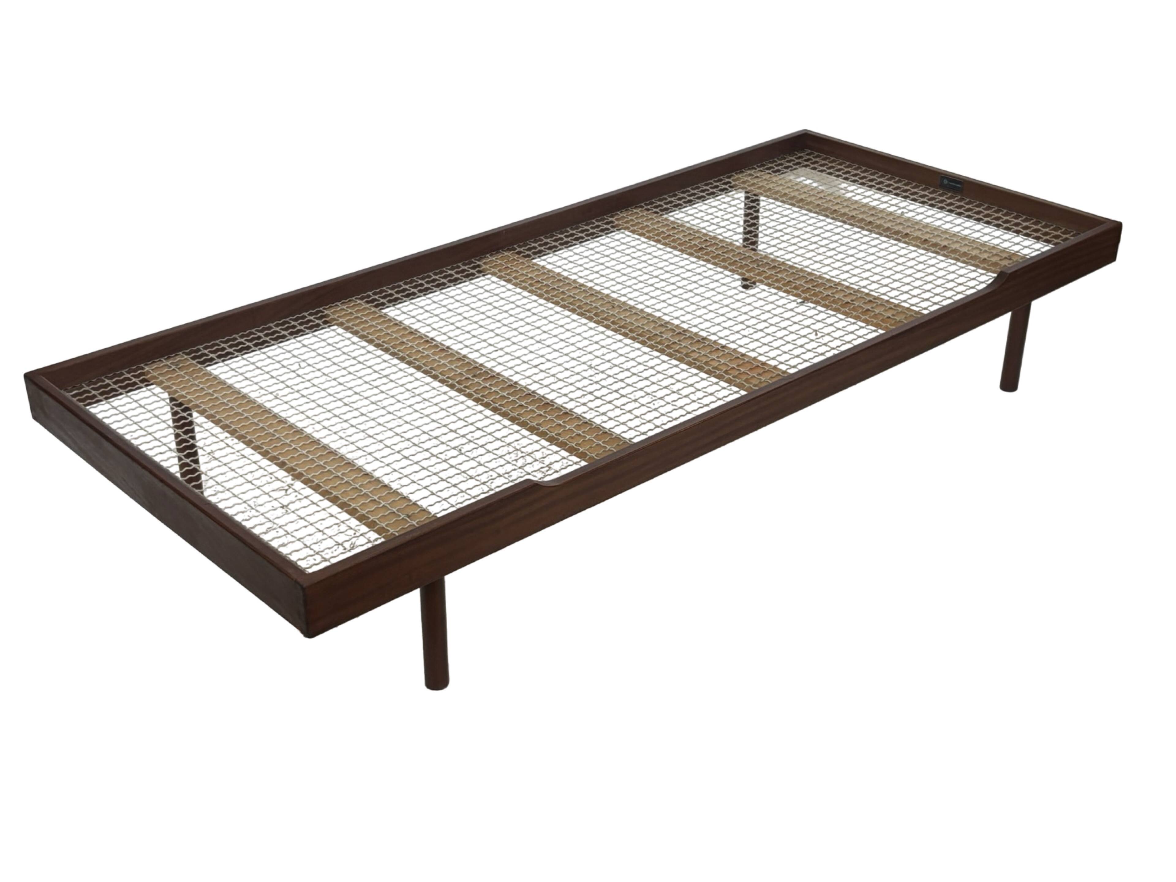 Vintage daybed minimalist design in Teak 1960s