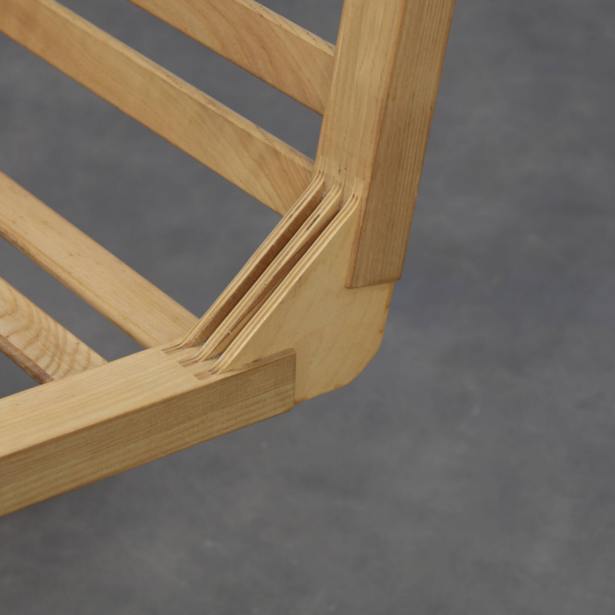 Paire rare de chaises constructivistes postmodernes, Pays-Bas, années 1980