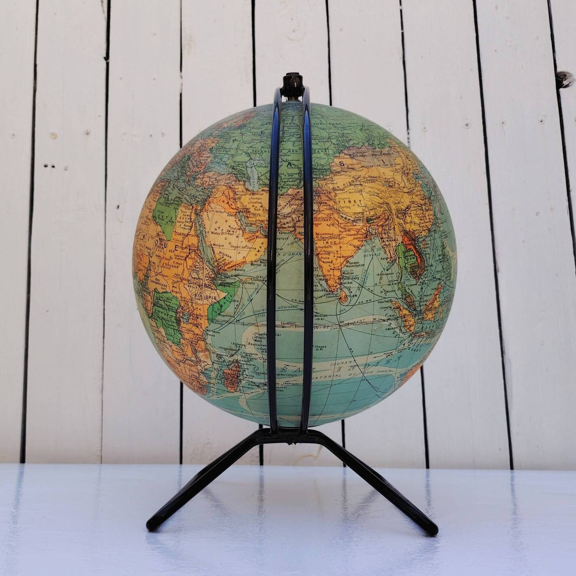Illuminated glass globe, Perrina, vintage Picquart