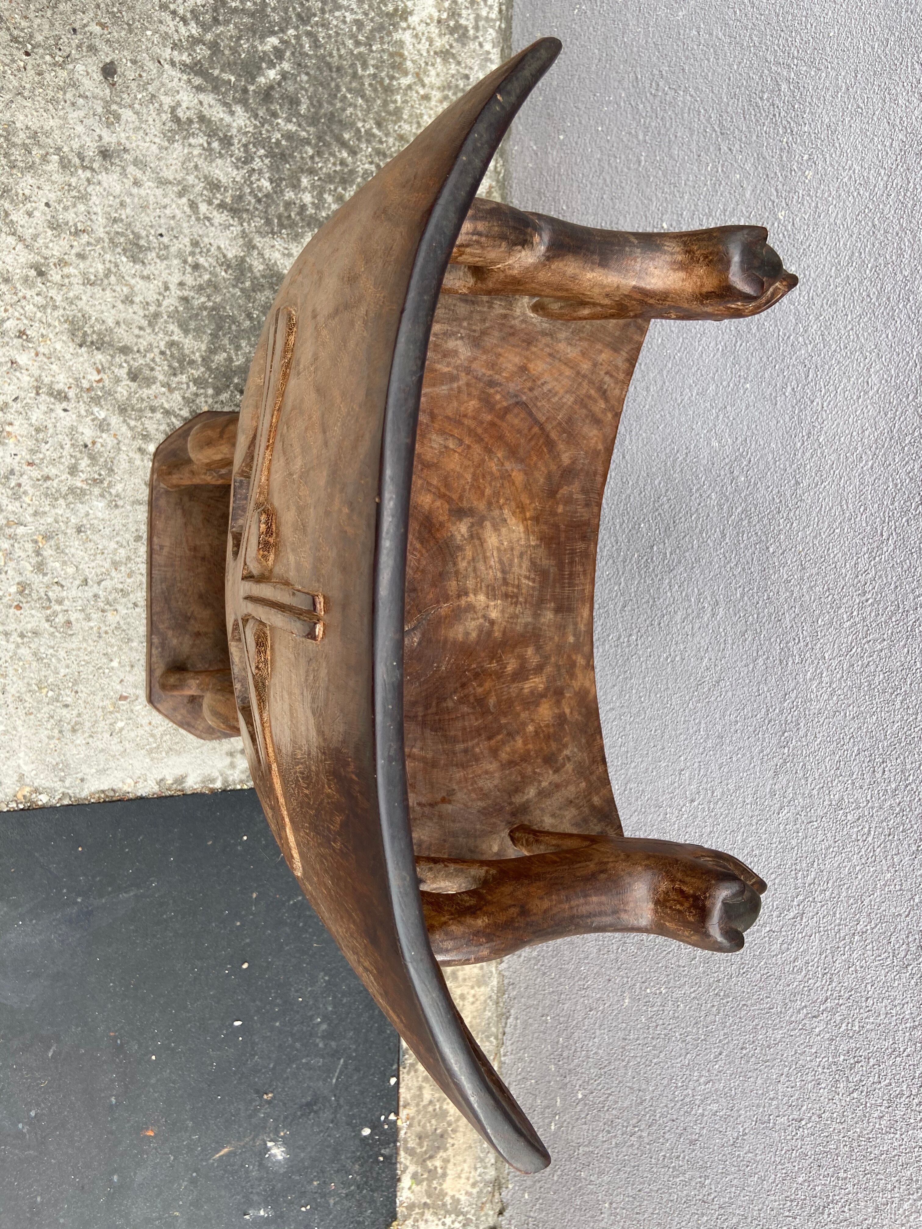 Wooden African lounge