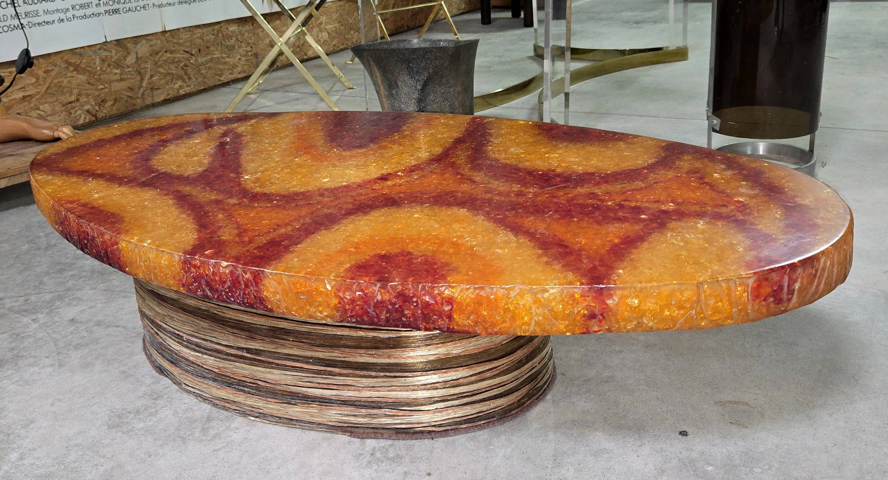 Accolay - Large designer coffee table in resin – Abstract decor – 1970s