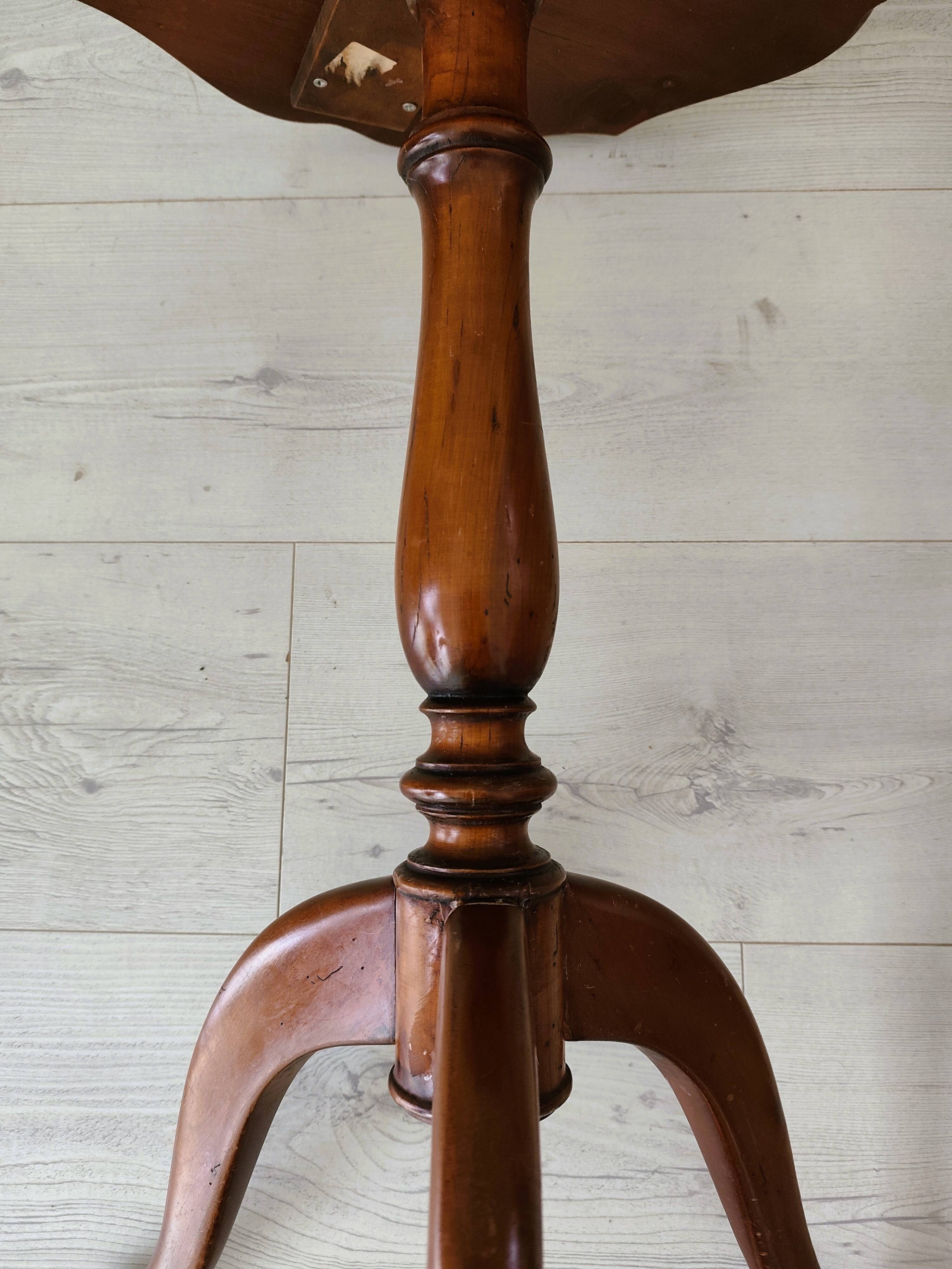 Antique tripod table