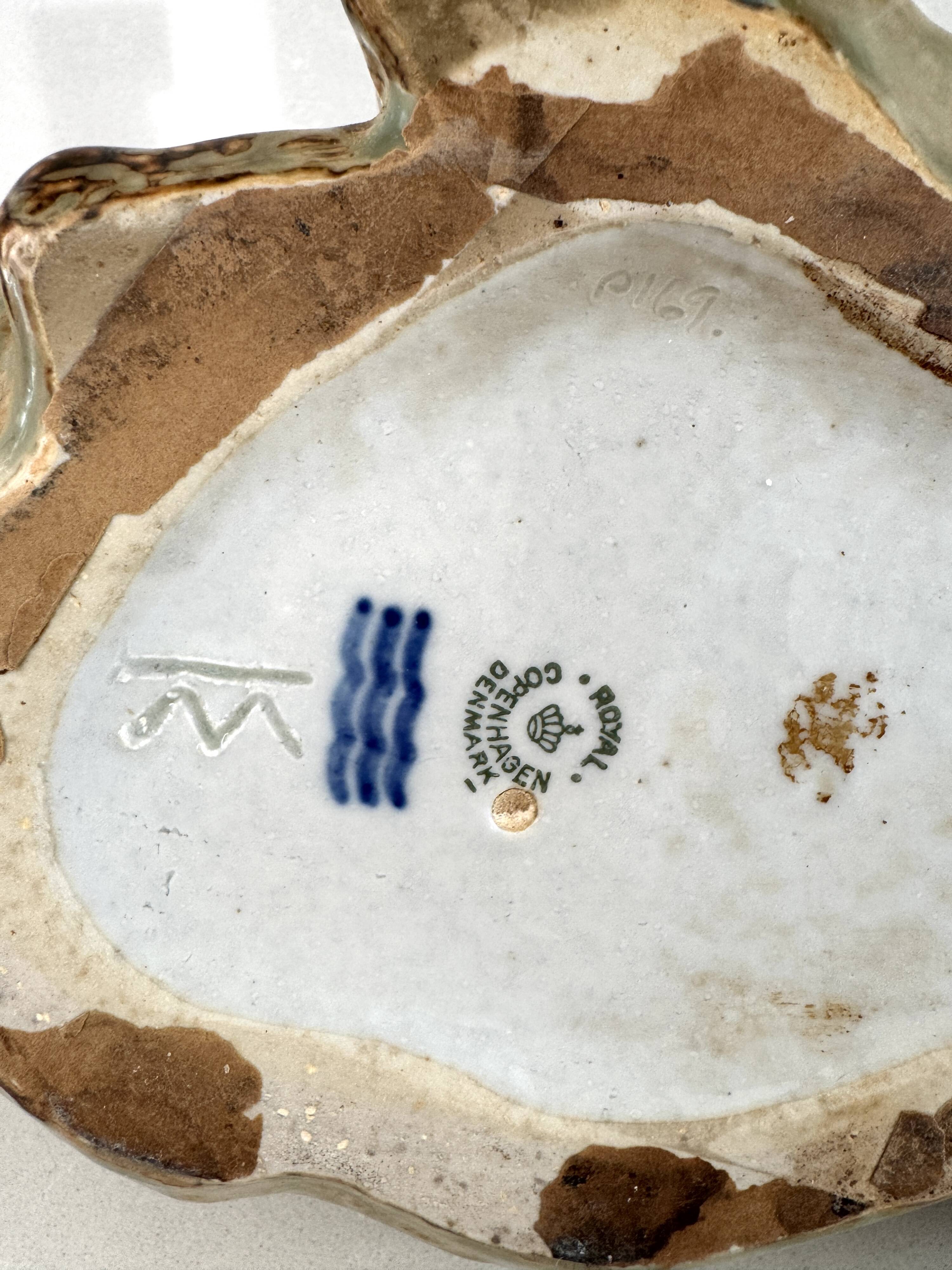 Knud Kjhn, Cerf, prod. Royal Copenhagen, 1940s