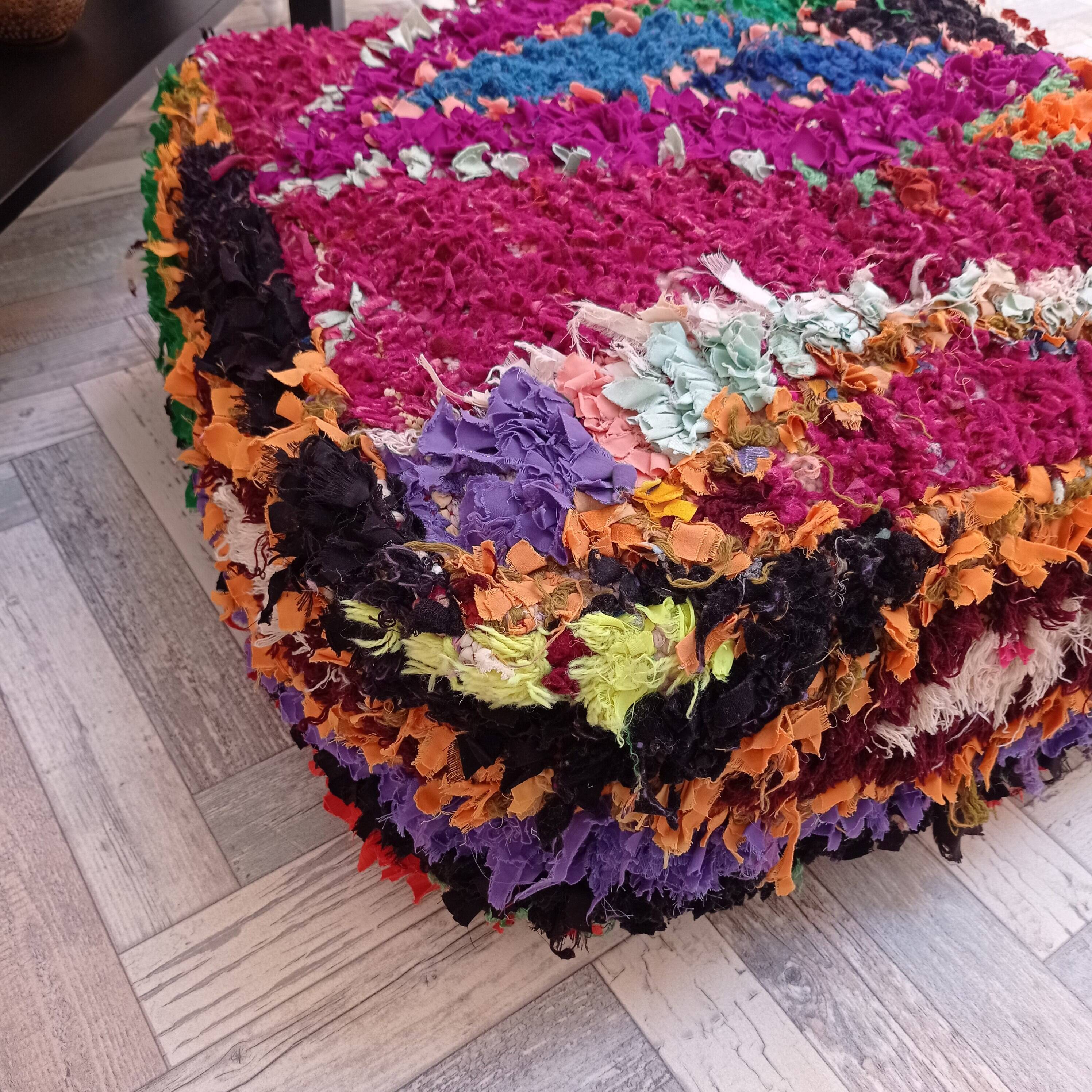 Handmade Berber pouf in wool 60 X 60 X 20 CM