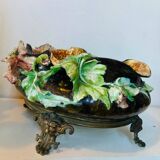 Cache pot, Napoleon III jardinière from the 19th century in barbotine and bronze.