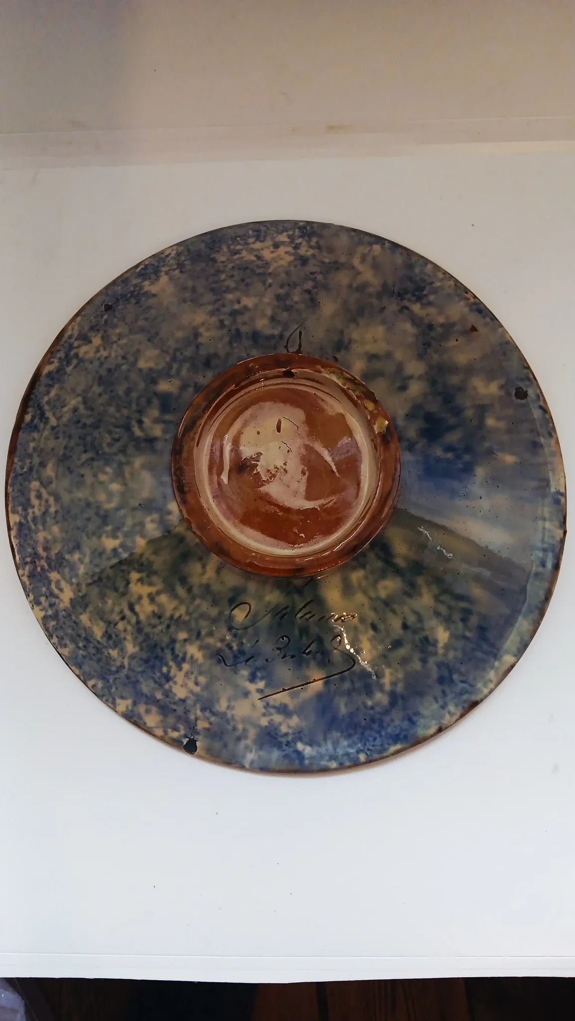 Relief barbotine dish "LA BISBAL SALAMO" with fish.