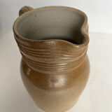 Berry sandstone pitcher