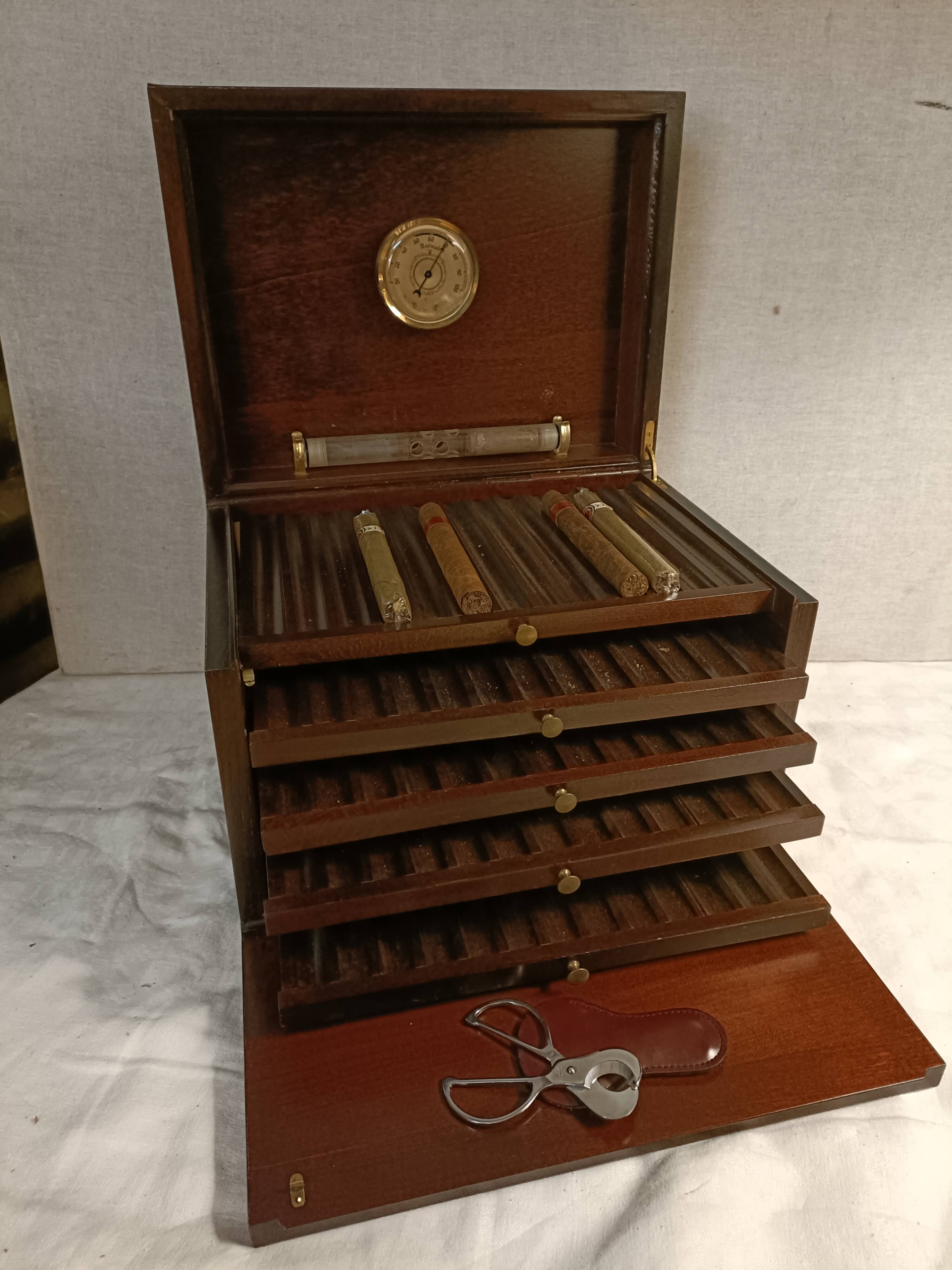 Cave a cigare