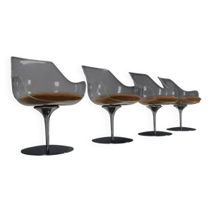 ensemble de quatre chaises