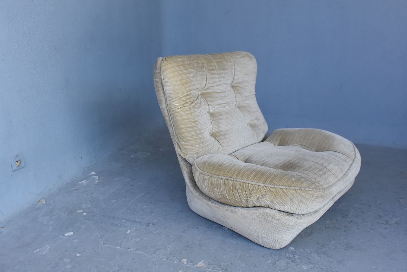 Salon baquet en velours beige vintage années 70