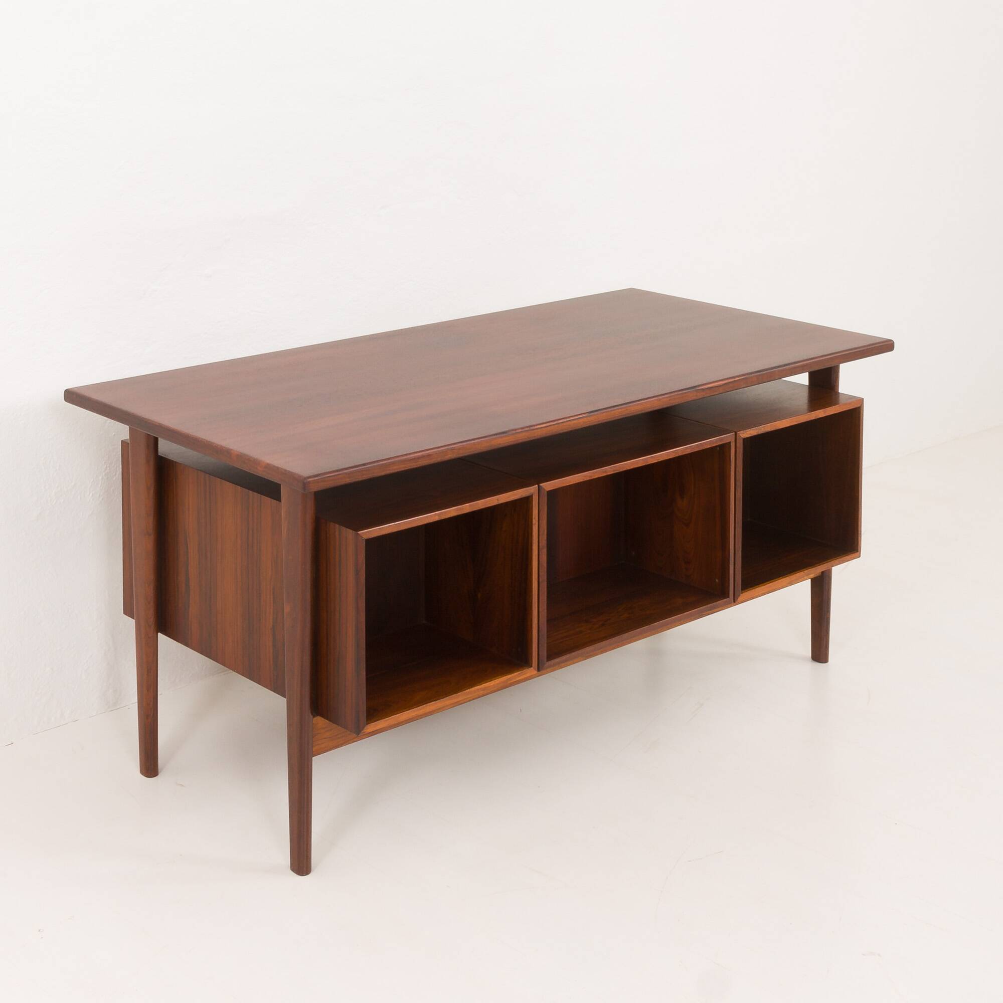 Bureau exécutif Kai Kristiansen en palissandre modèle 59 pour Feldballes Möbelfabrik, Danemark, années 1960