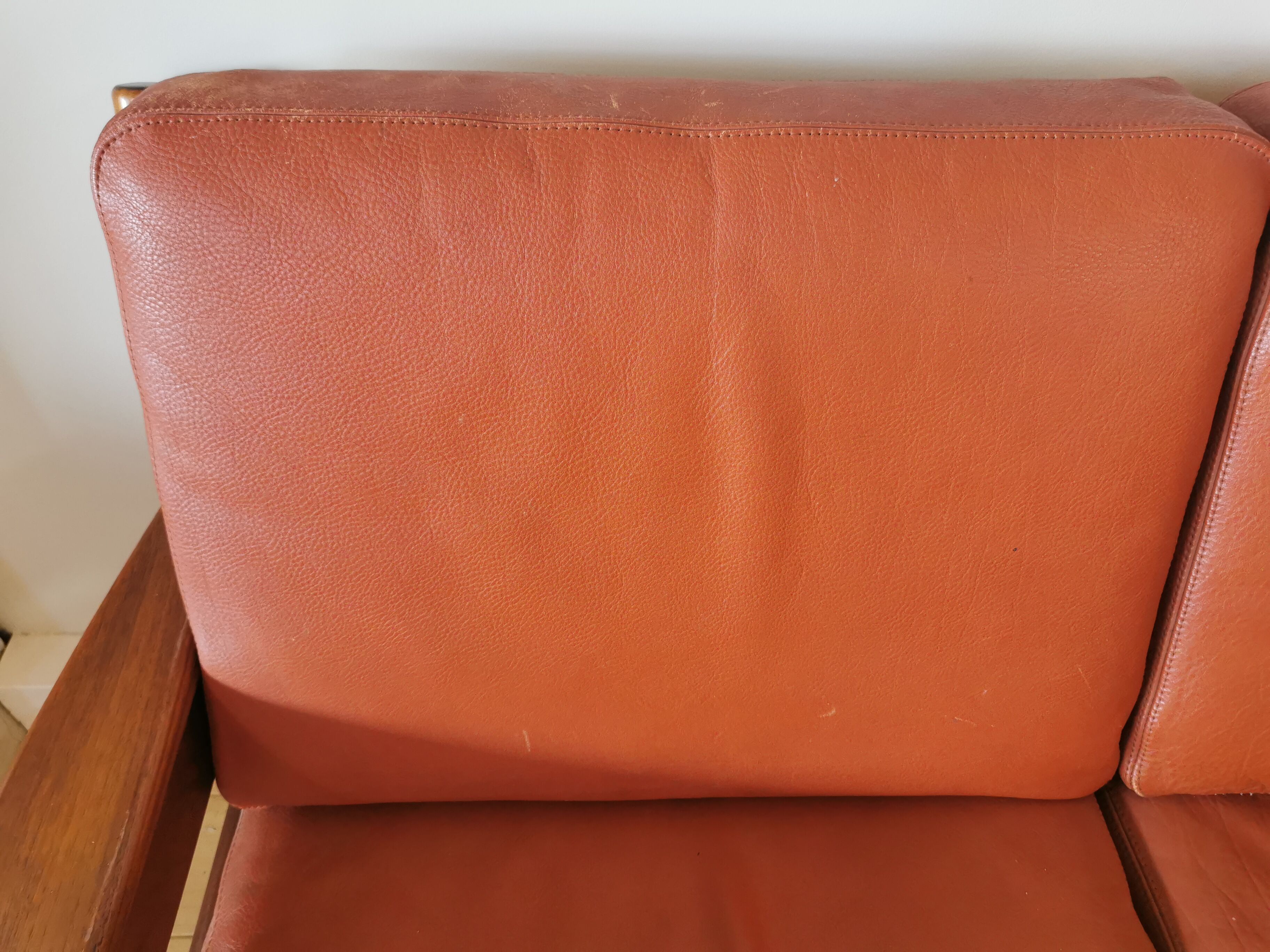 Dyrlund leather sofa from the 60s