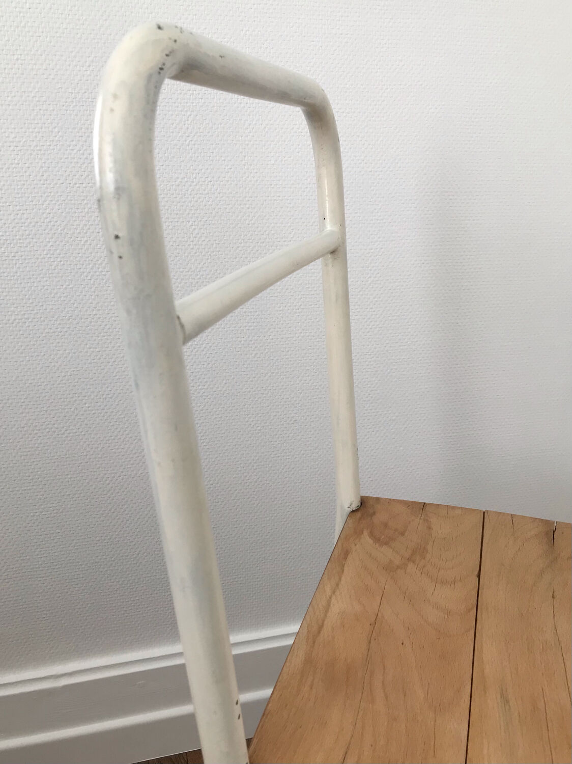 Chaise de pensionnat