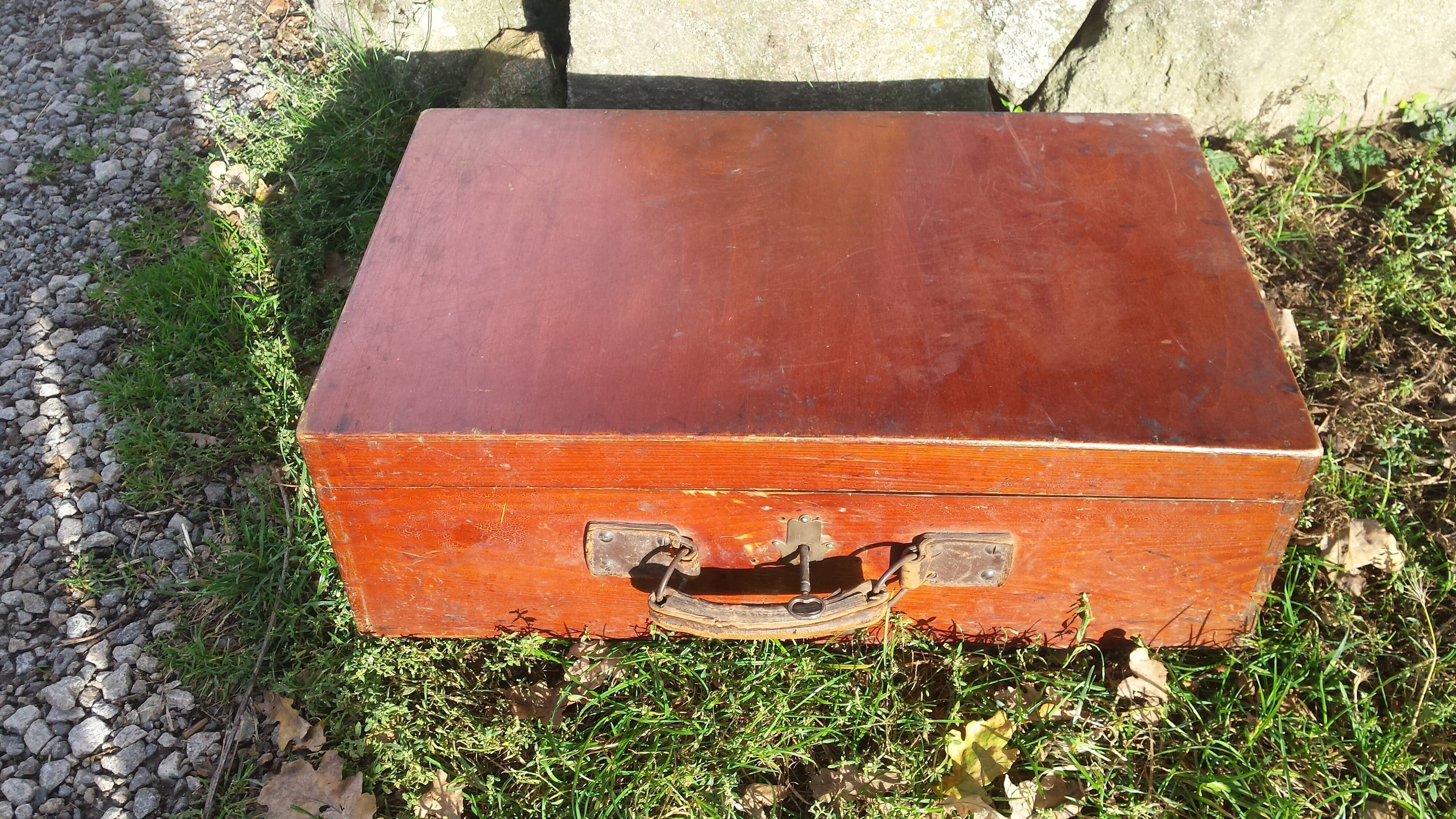 suitcase, wooden trunk