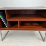 Hi-fi bang and olufsen cabinet