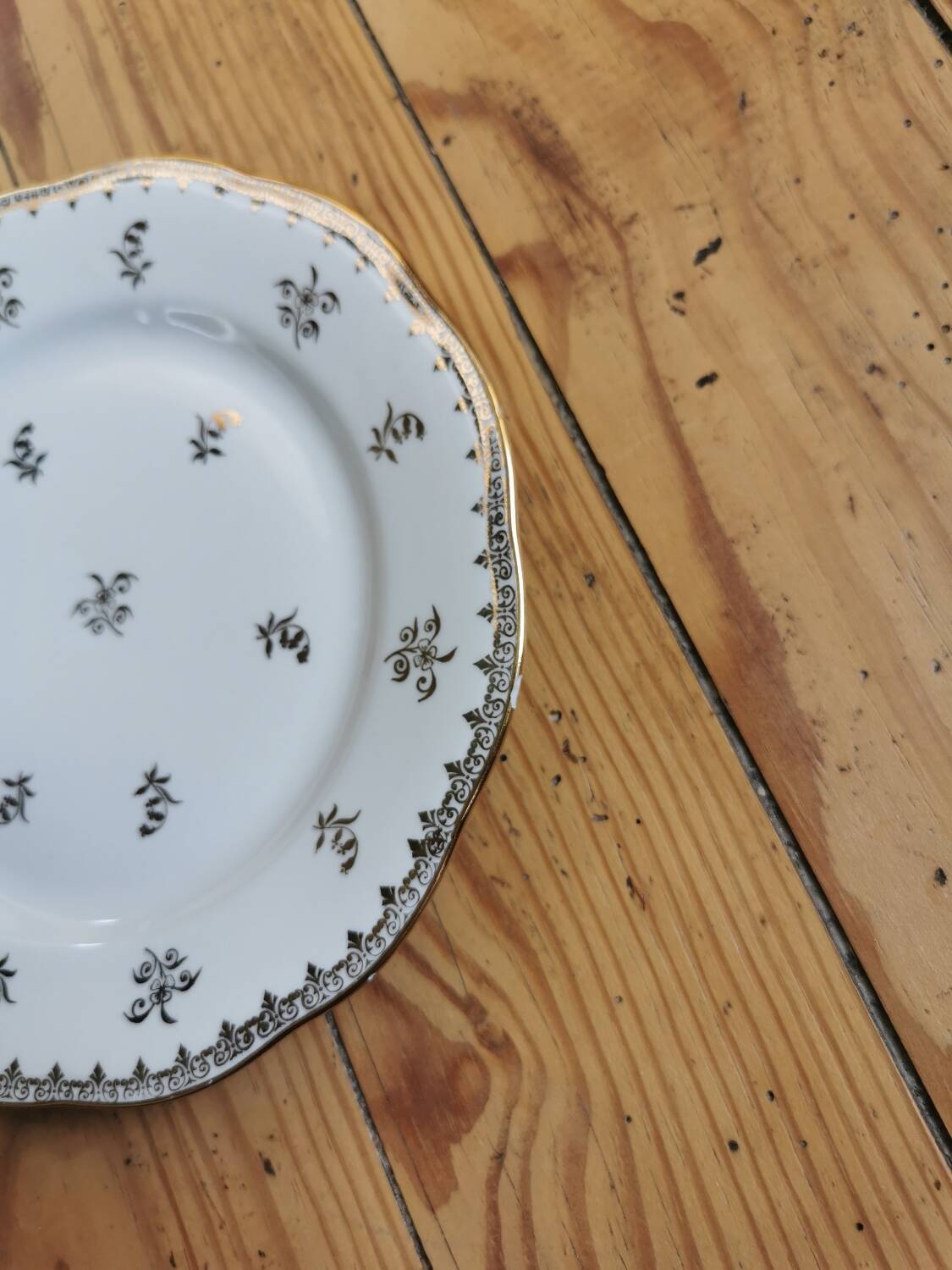 Vintage SFP porcelain dessert service