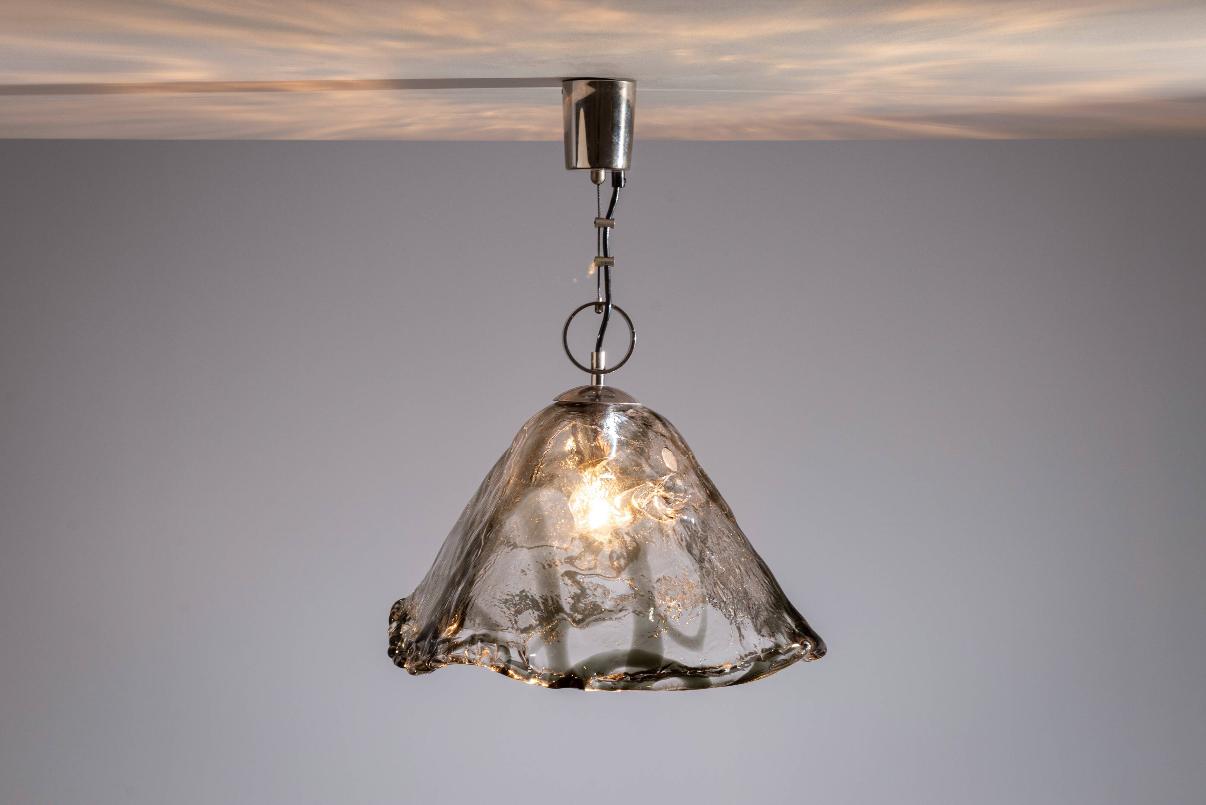 Murano glass pendant with chromed details