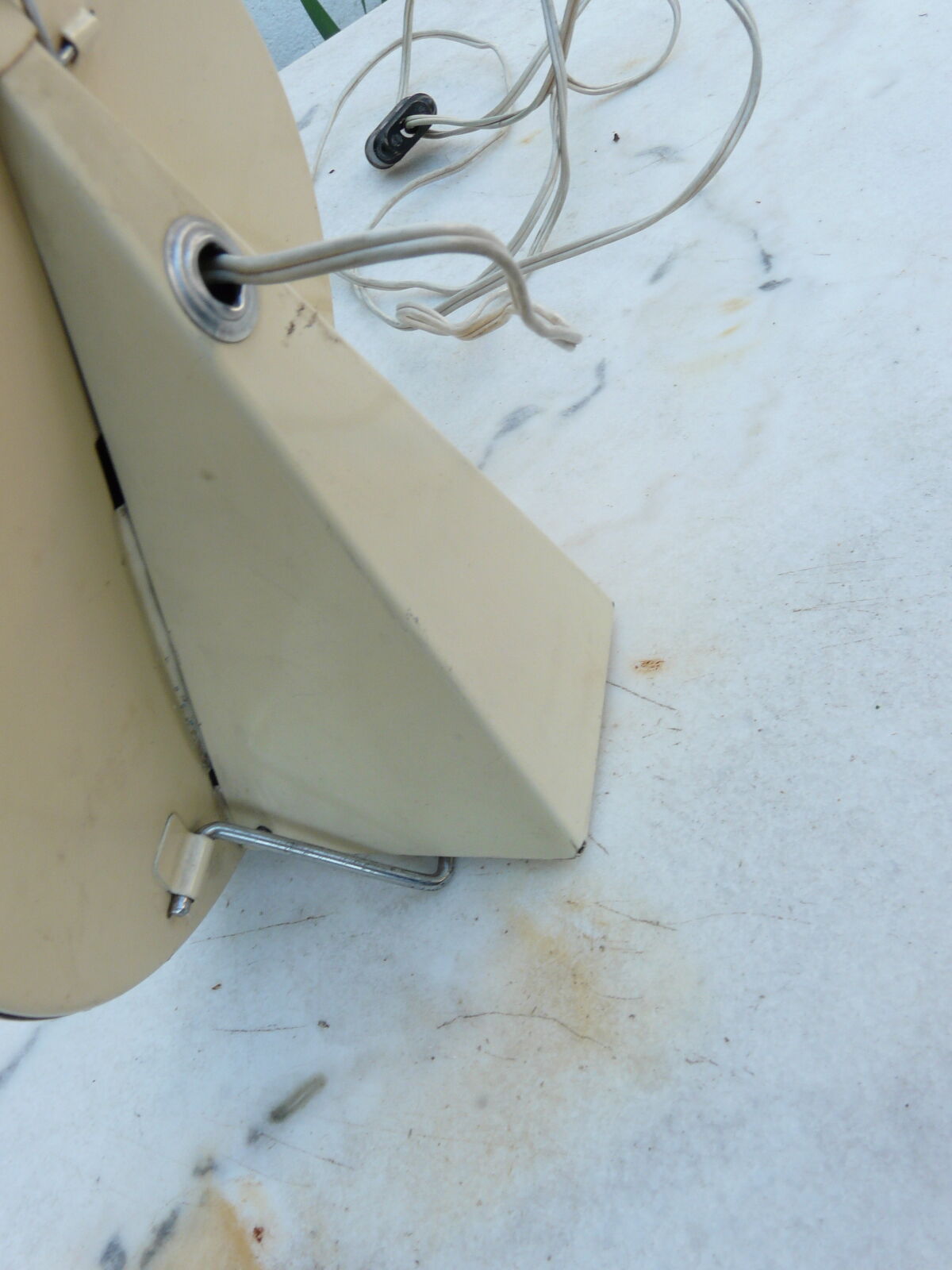 Vintage magnifying and brightening Barber mirror 18cm