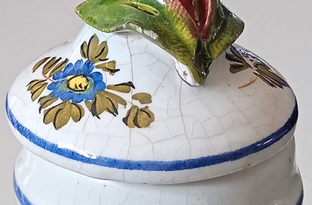 Small old earthenware spice pot