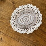1 napperon au crochet, ovale, vintage ancien