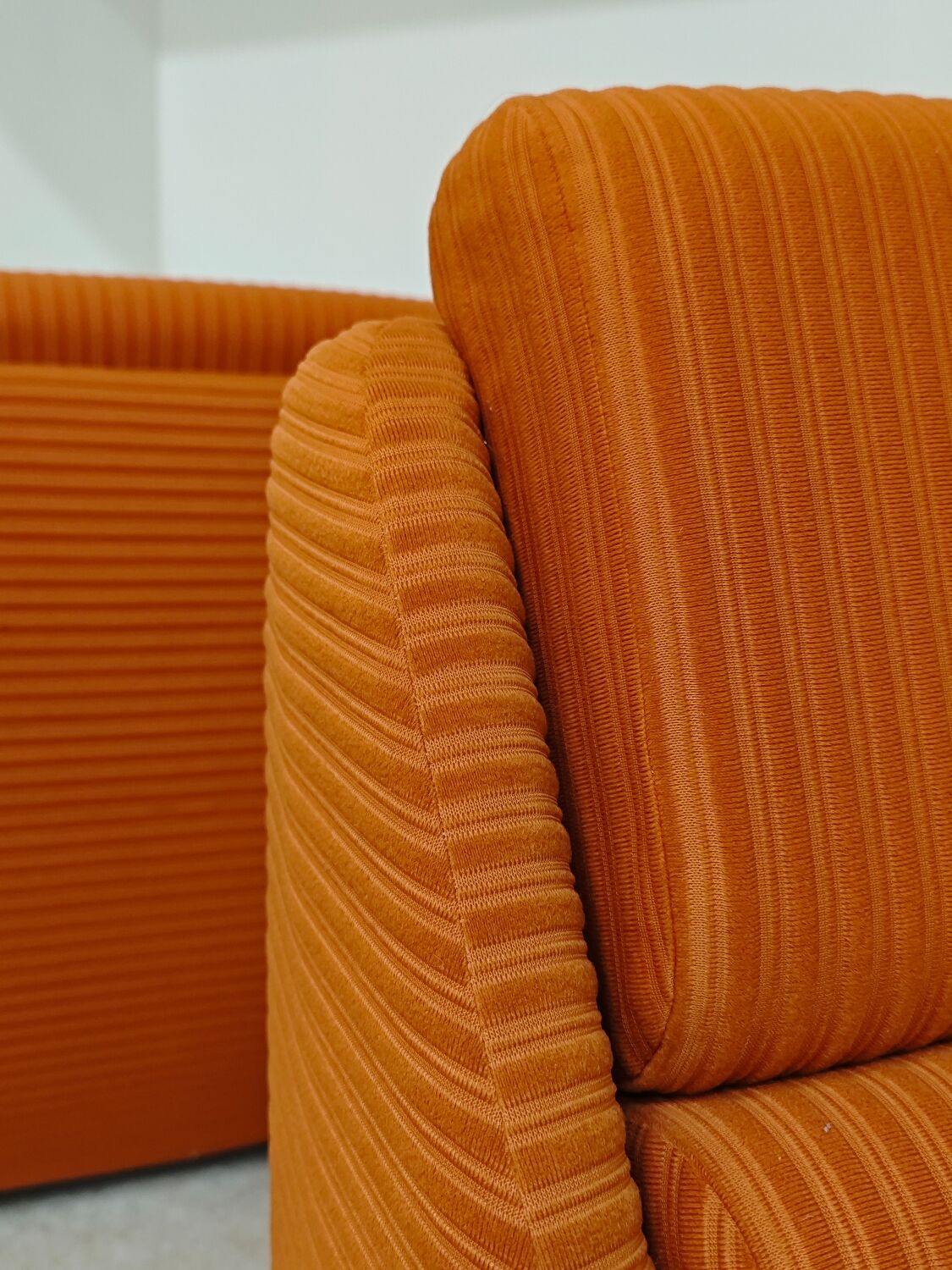 Complete orange salon JITONA in Atlantis Space Age style from the 1970s.