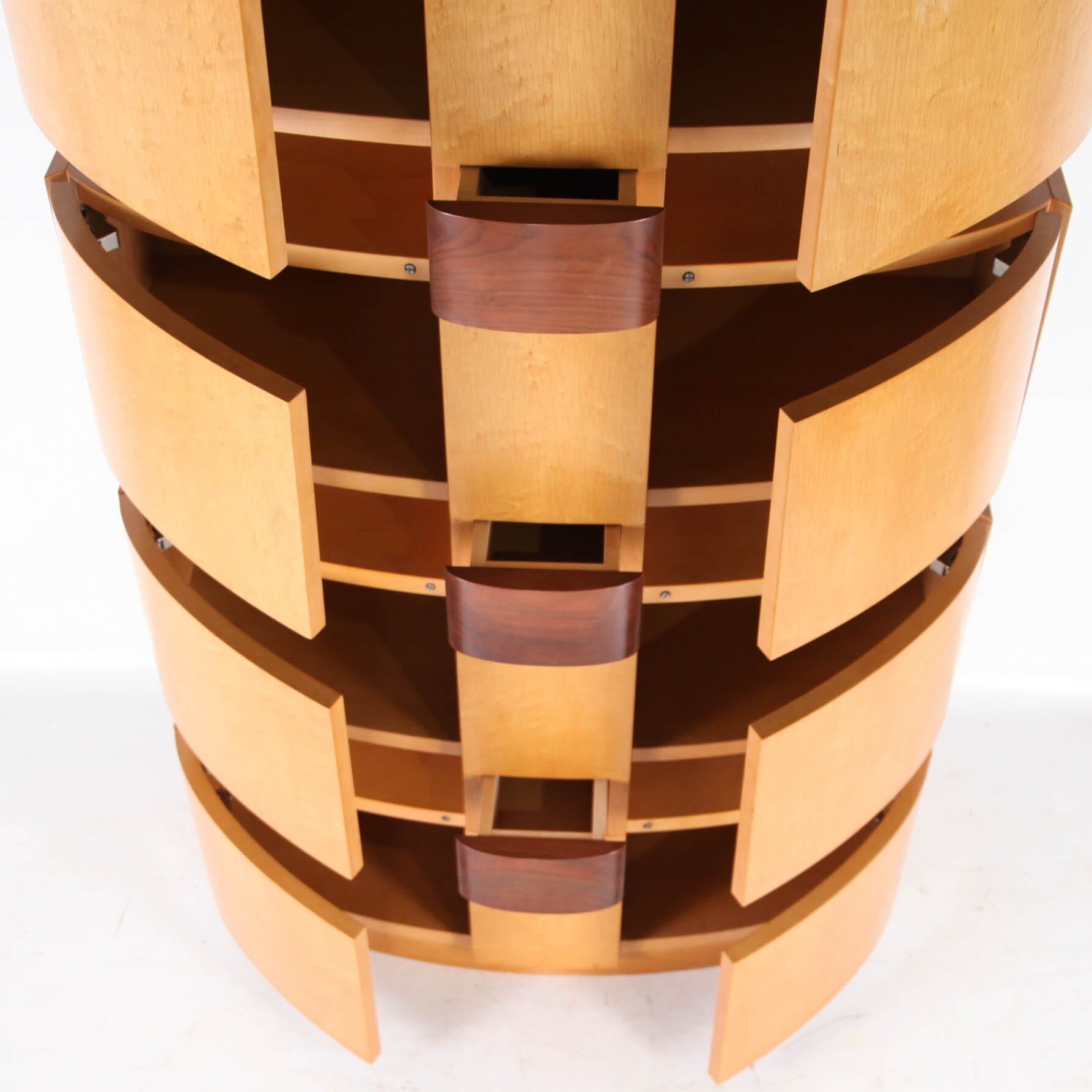 Japanese commode