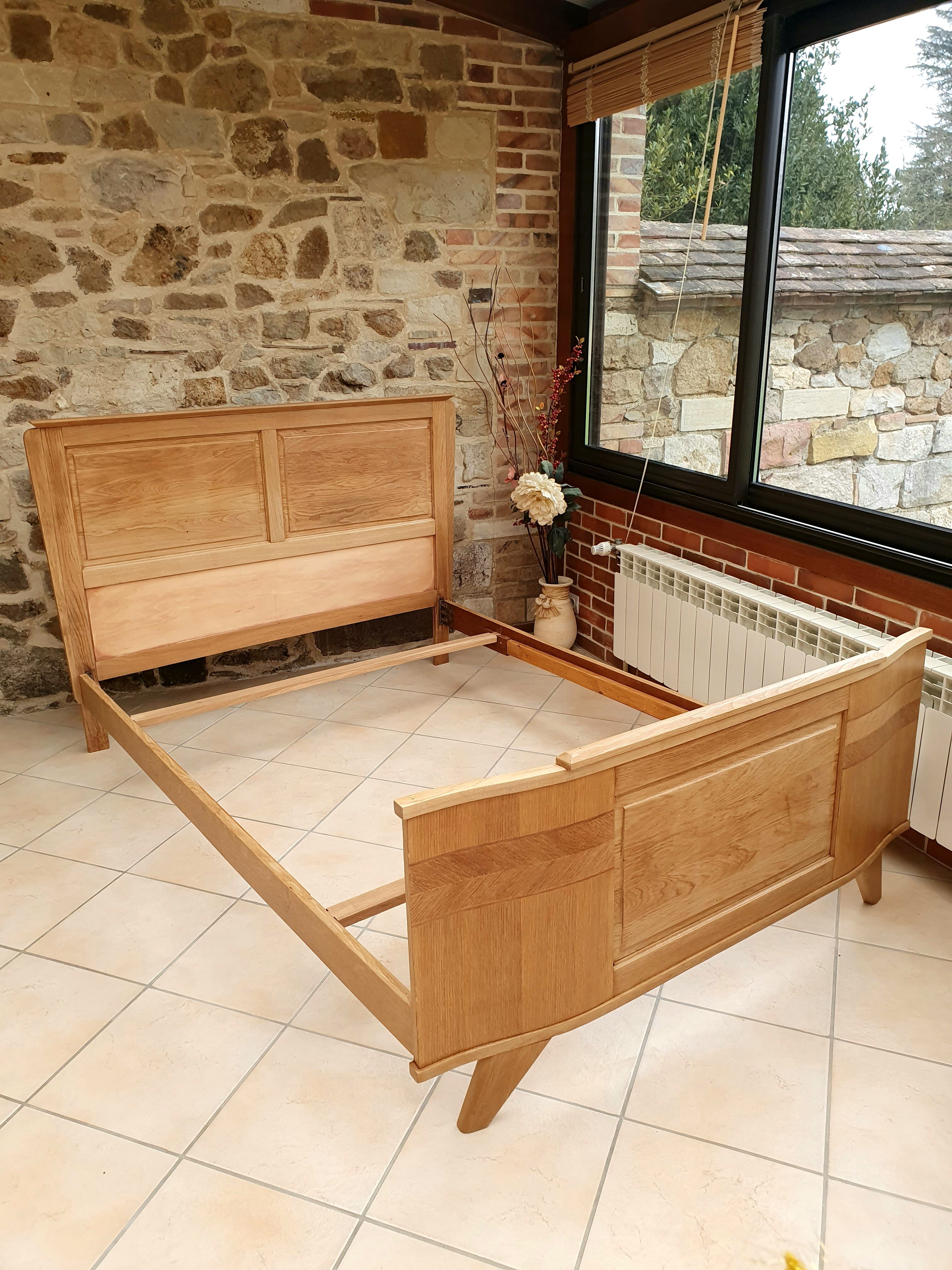 Vintage bed