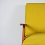Fauteuil vintage original restauré des années 60, jaune, teck