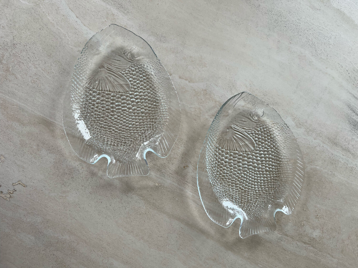 Assiettes vintage poisson verre arcoroc