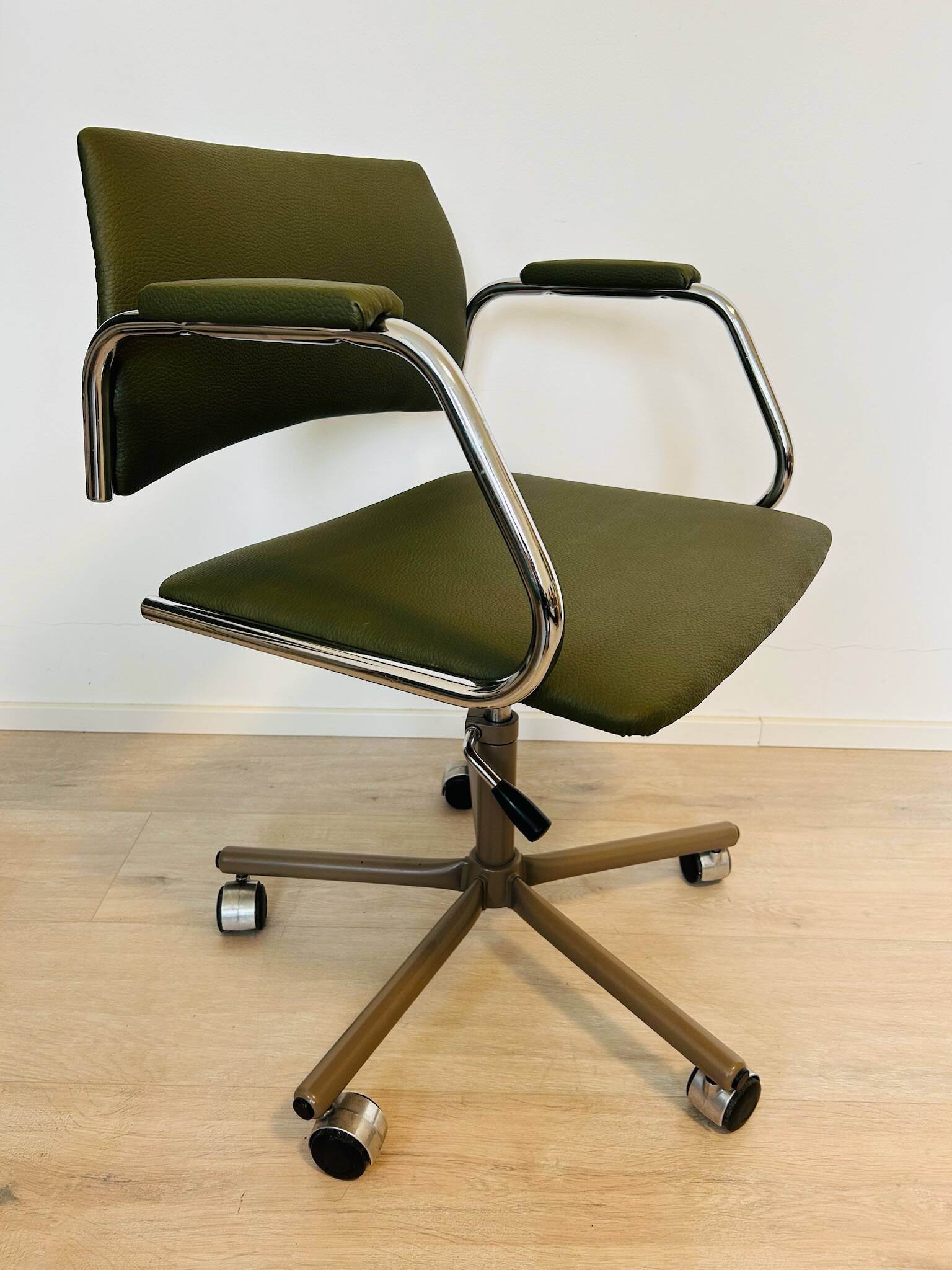 Olive Office Chair from Kovona, 1970s