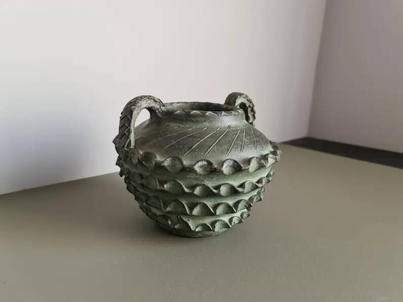 Brutalist vase from the 1960s, French pottery.