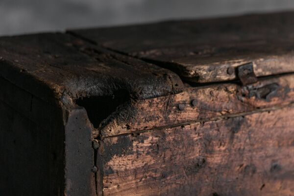 Banc Coffre Primitif Wabi Sabi, France, 19ème Siècle