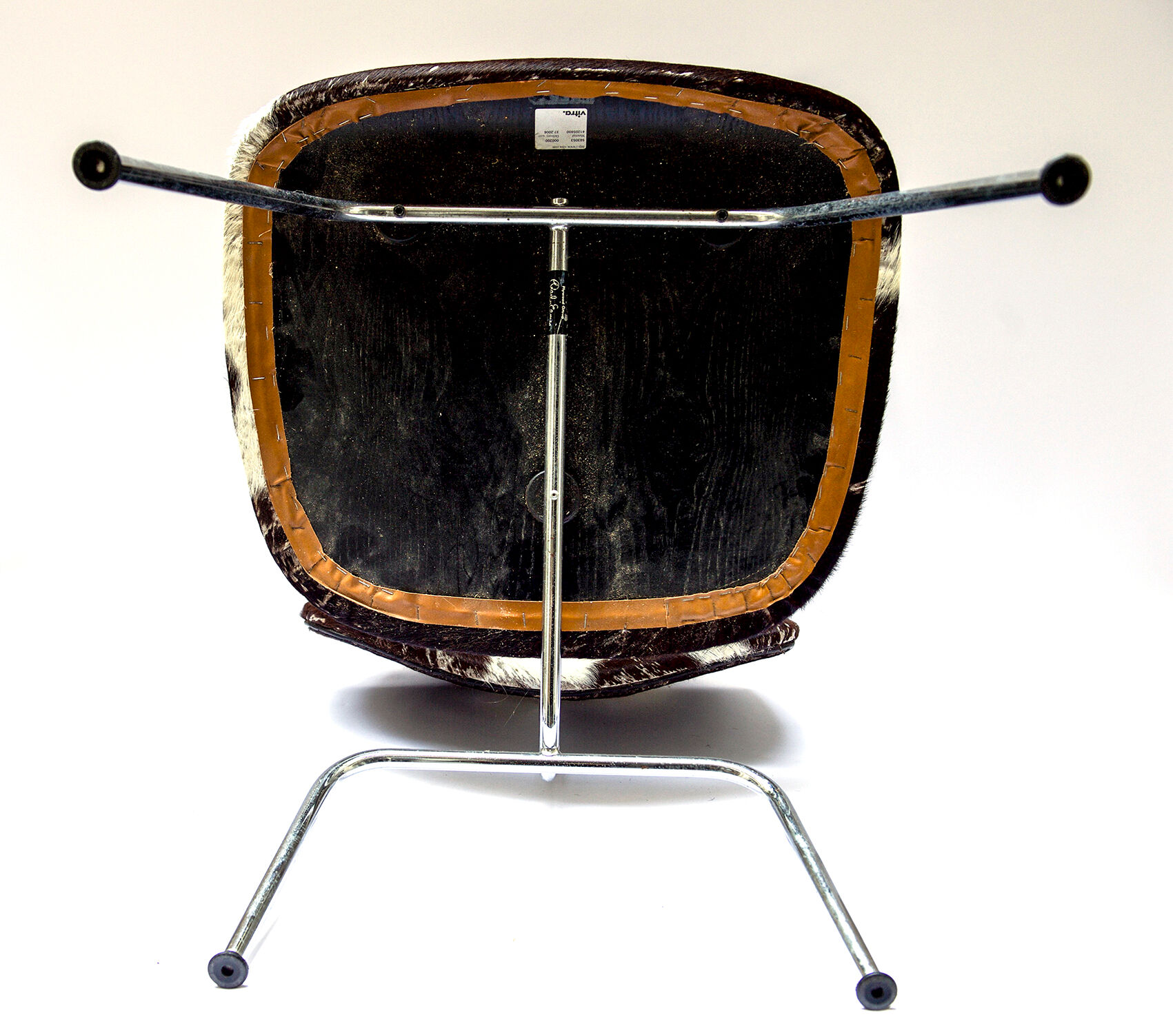 Lounge chair by Charles and Ray Eames "LCM" calfs skin