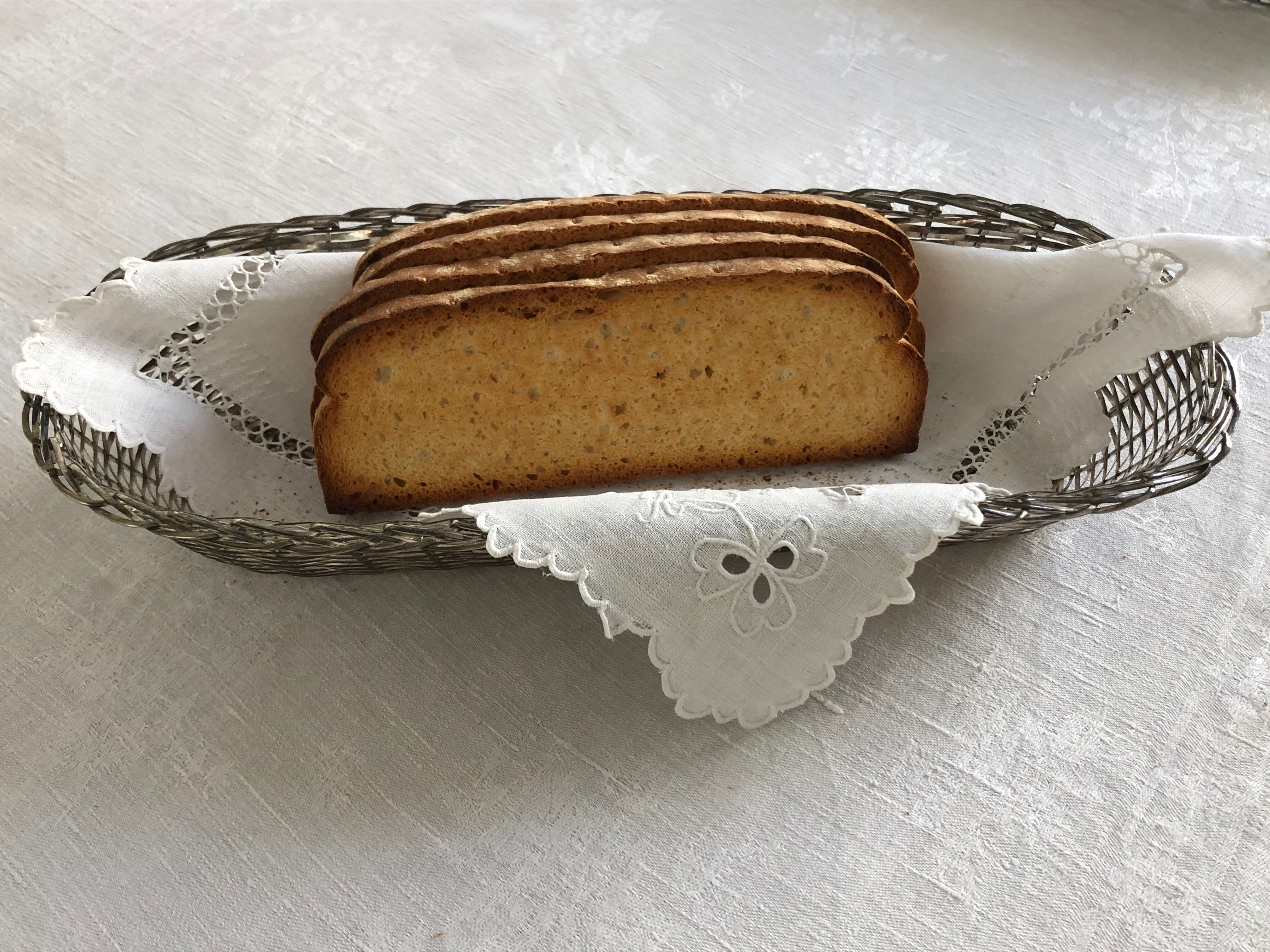 Braided silver metal bread basket