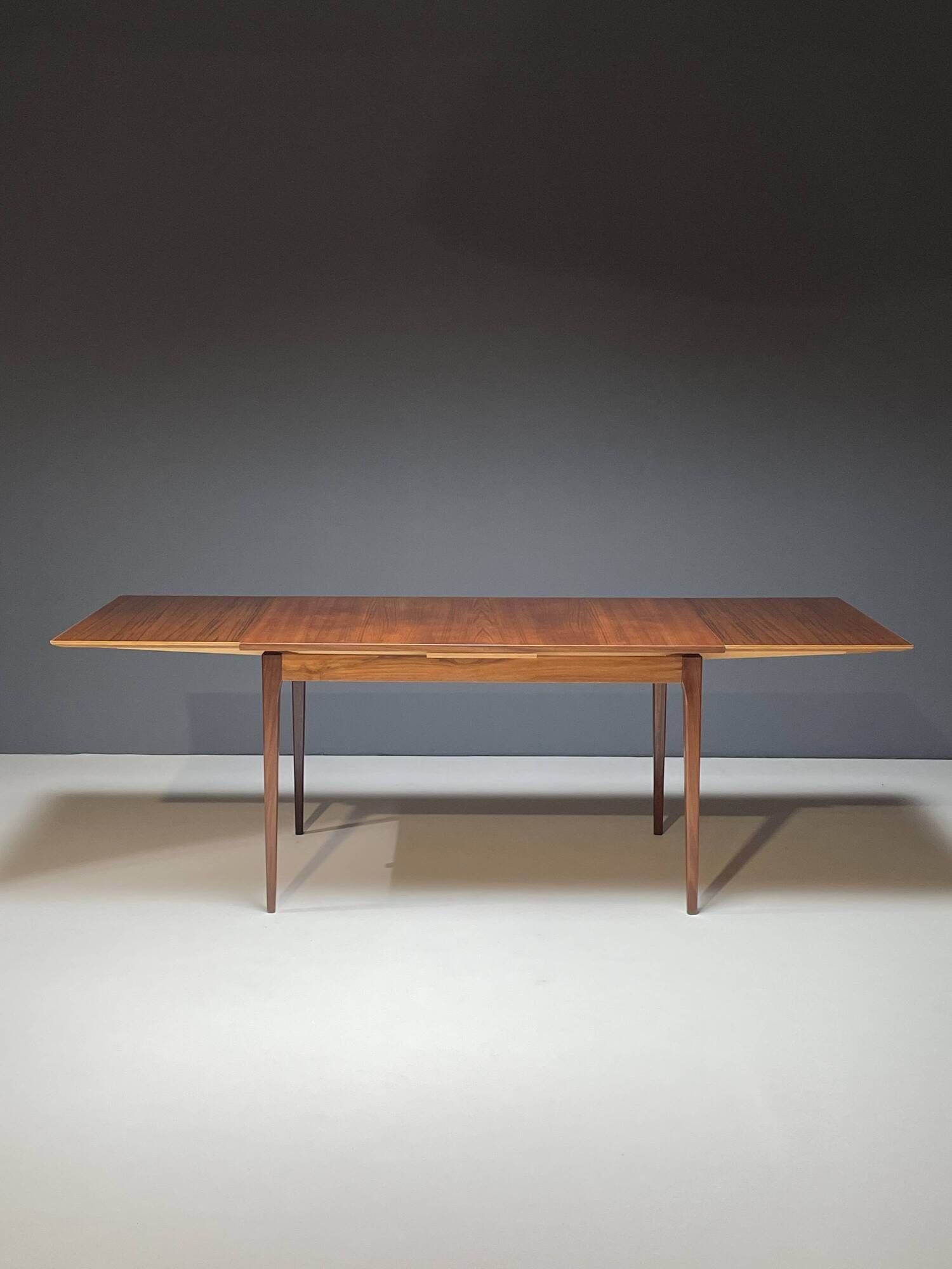 Table à l’italienne Bulke des années 1960
