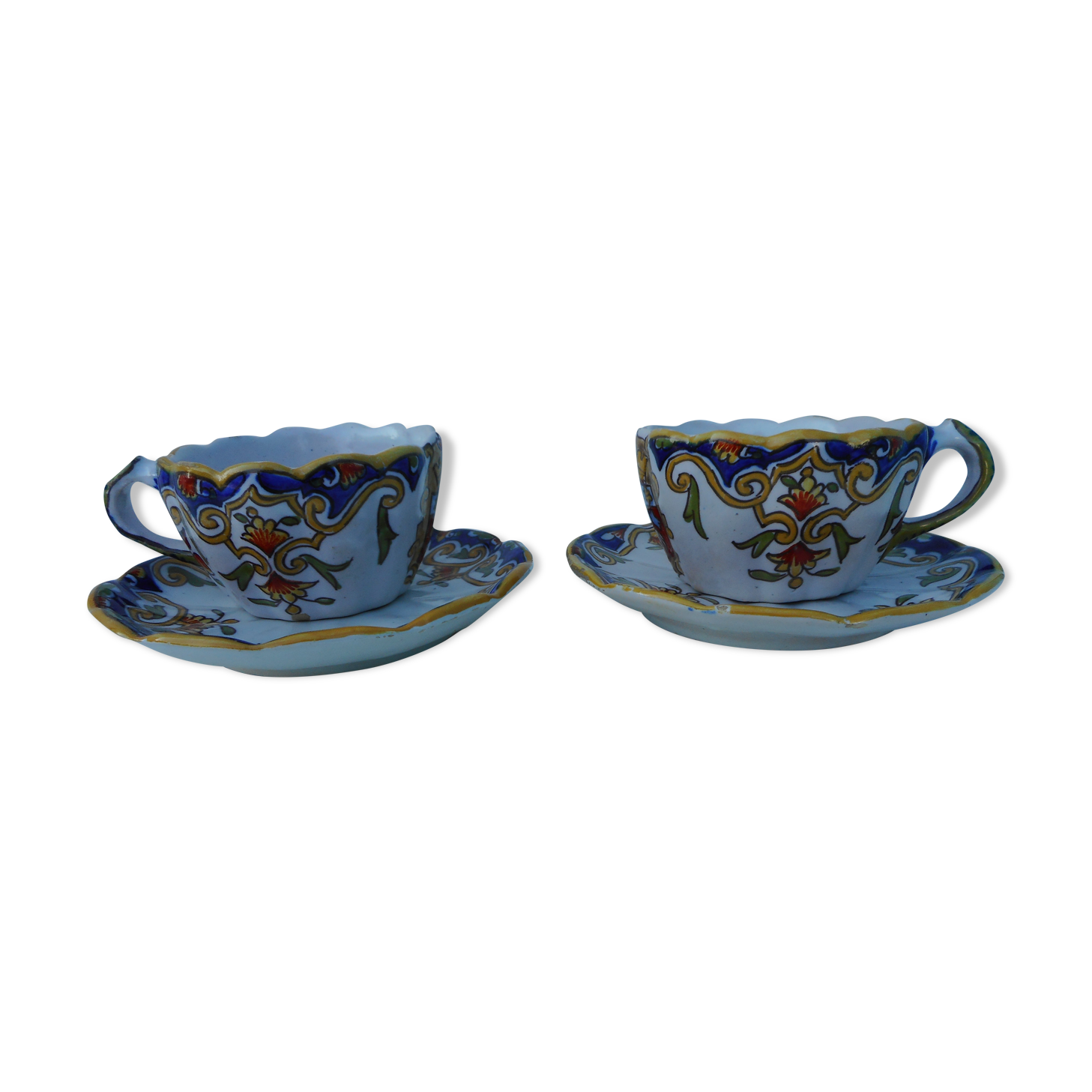 Two cups of earthenware "Rouen"