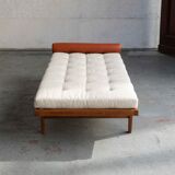 Daybed by Poul Volther