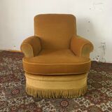 Large-format toad chair